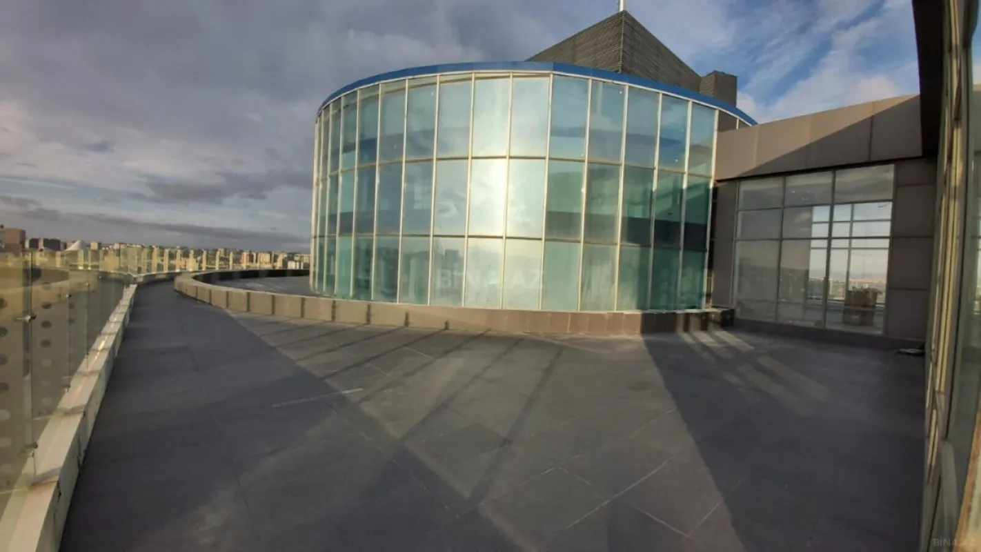 Satılır obyekt 1593 m²