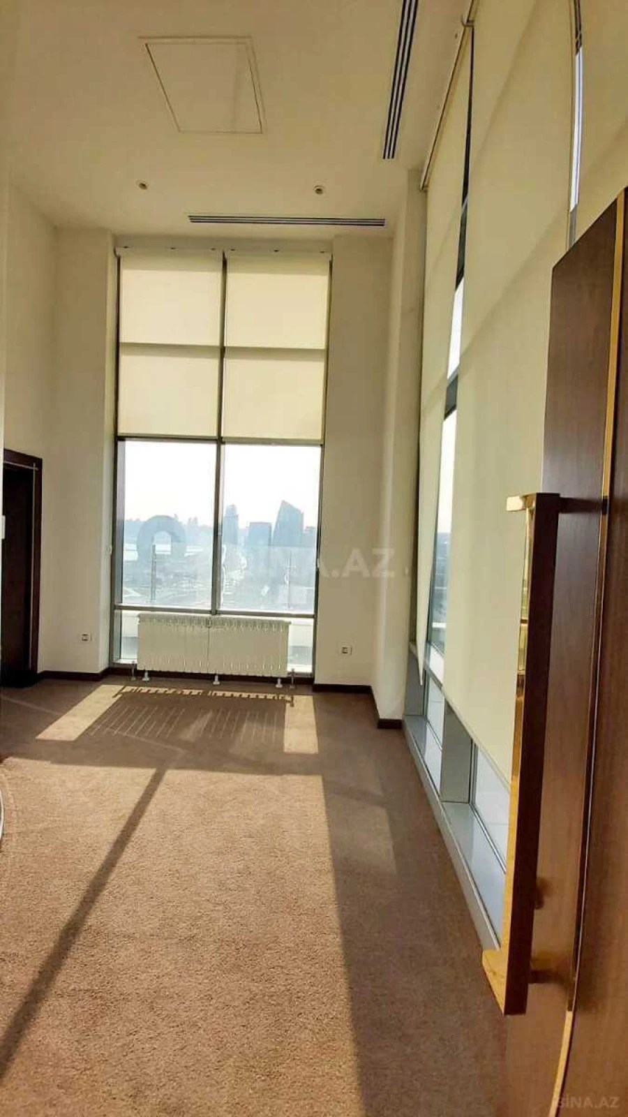 Satılır obyekt 1593 m²