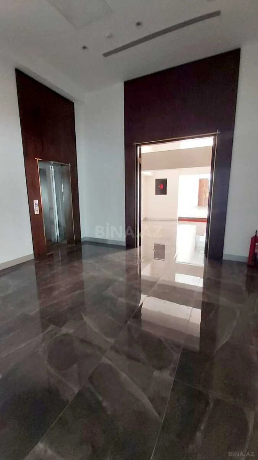 Satılır obyekt 1593 m²