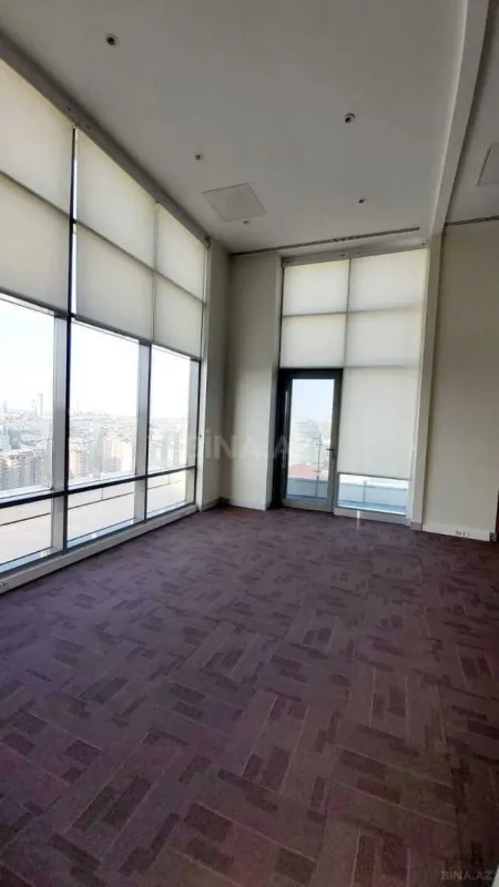 Satılır obyekt 1593 m²