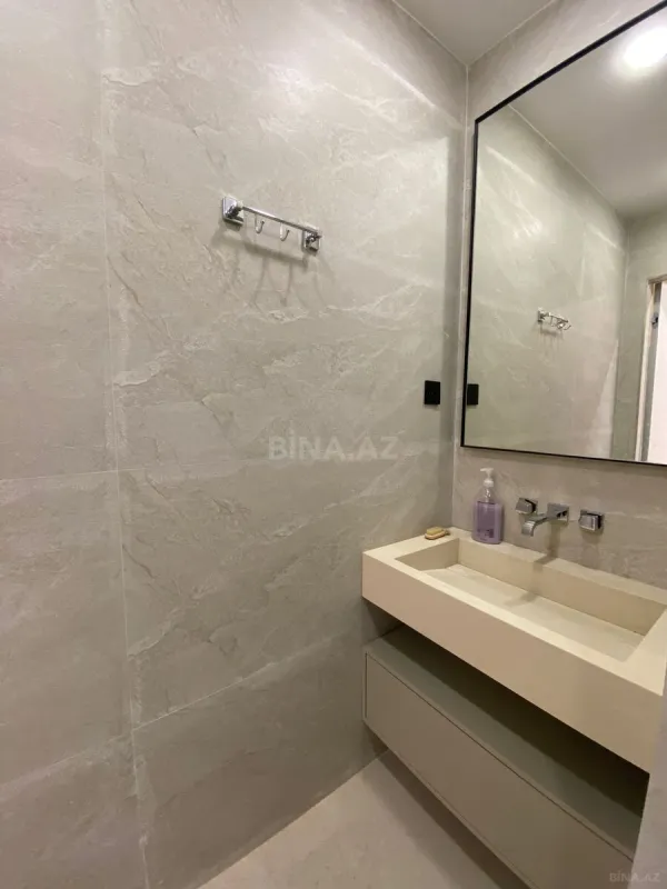 Kirayə verilir 3 otaqlı mənzil 110 m²