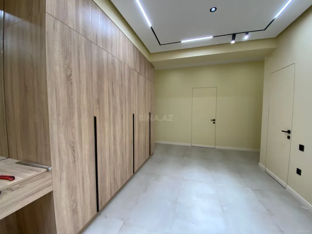 Kirayə verilir 3 otaqlı mənzil 110 m²