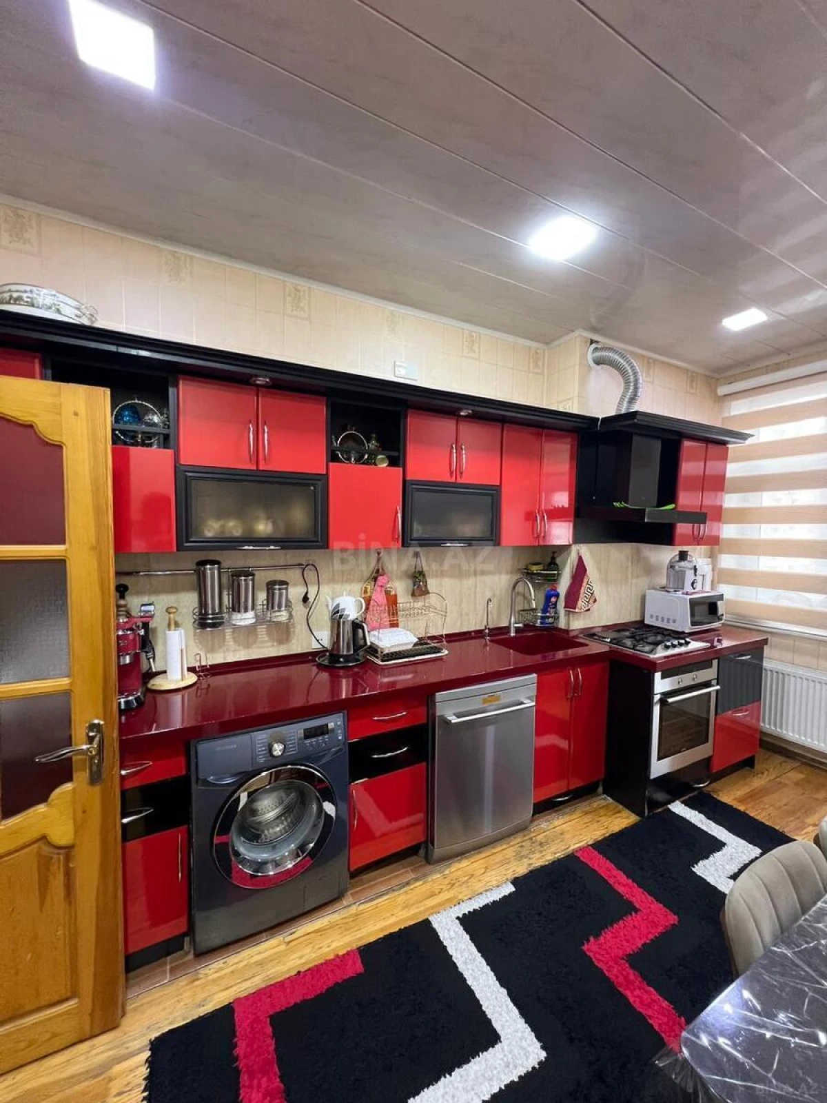 Satılır 3 otaqlı mənzil 102 m²