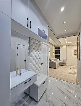 Kirayə verilir 2 otaqlı mənzil 90 m²