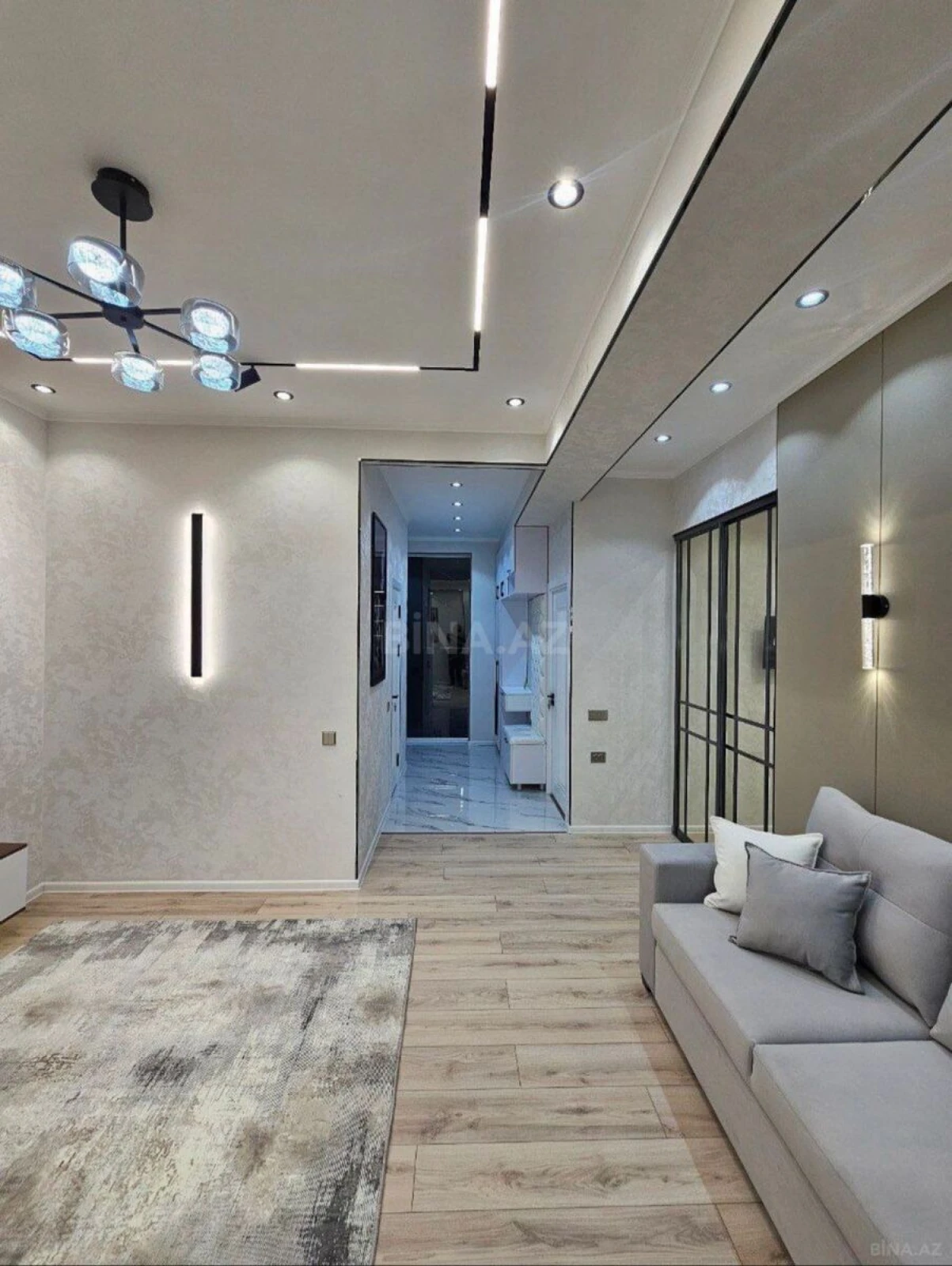 Kirayə verilir 2 otaqlı mənzil 90 m²