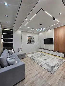 Kirayə verilir 2 otaqlı mənzil 90 m²