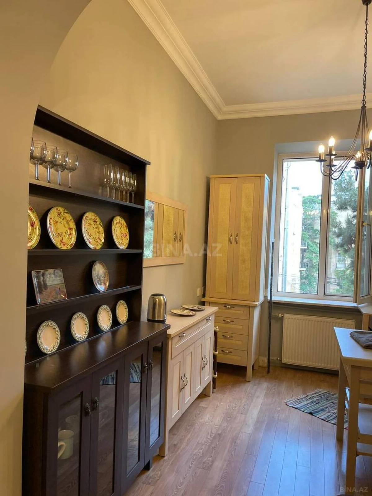 Satılır 4 otaqlı mənzil 104 m²