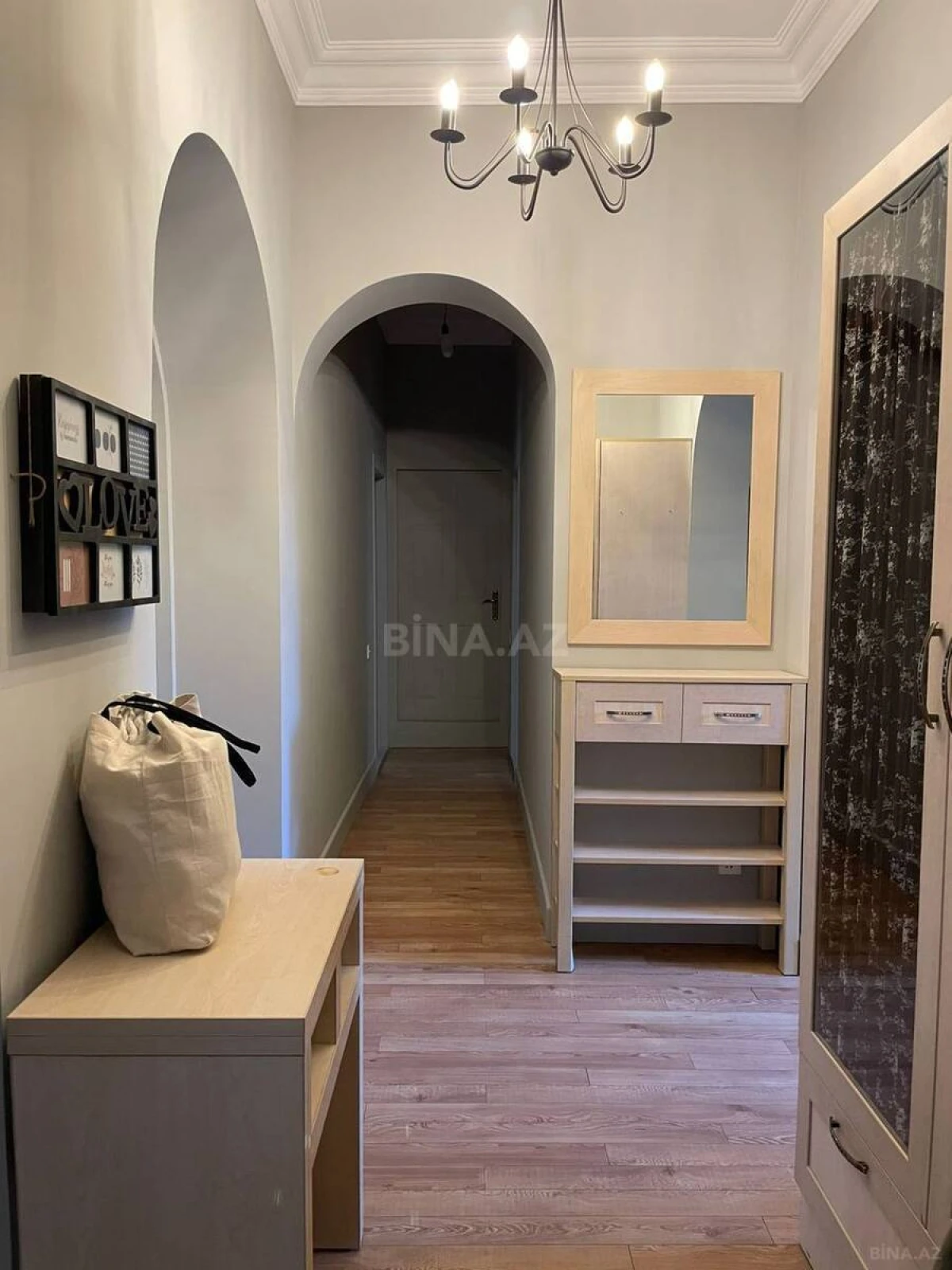 Satılır 4 otaqlı mənzil 104 m²