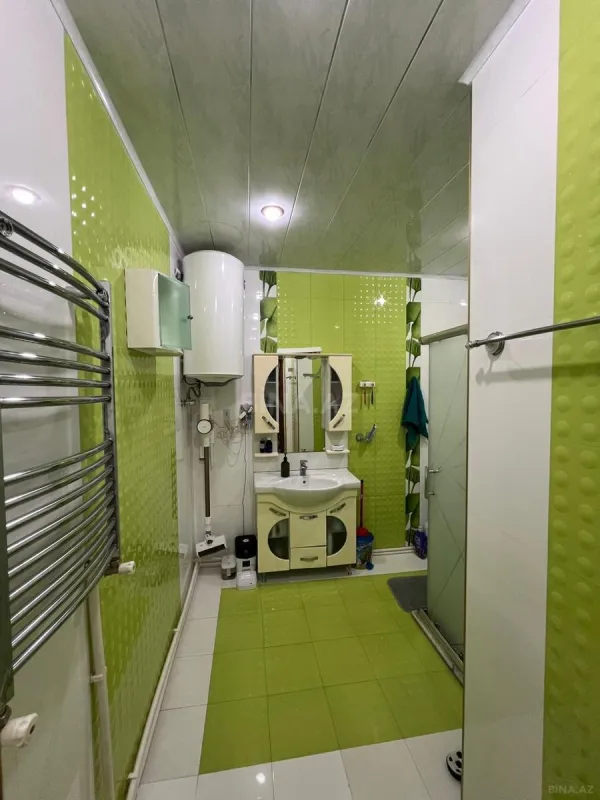 Satılır 3 otaqlı mənzil 105 m²