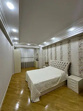 Satılır 2 otaqlı mənzil 100 m²