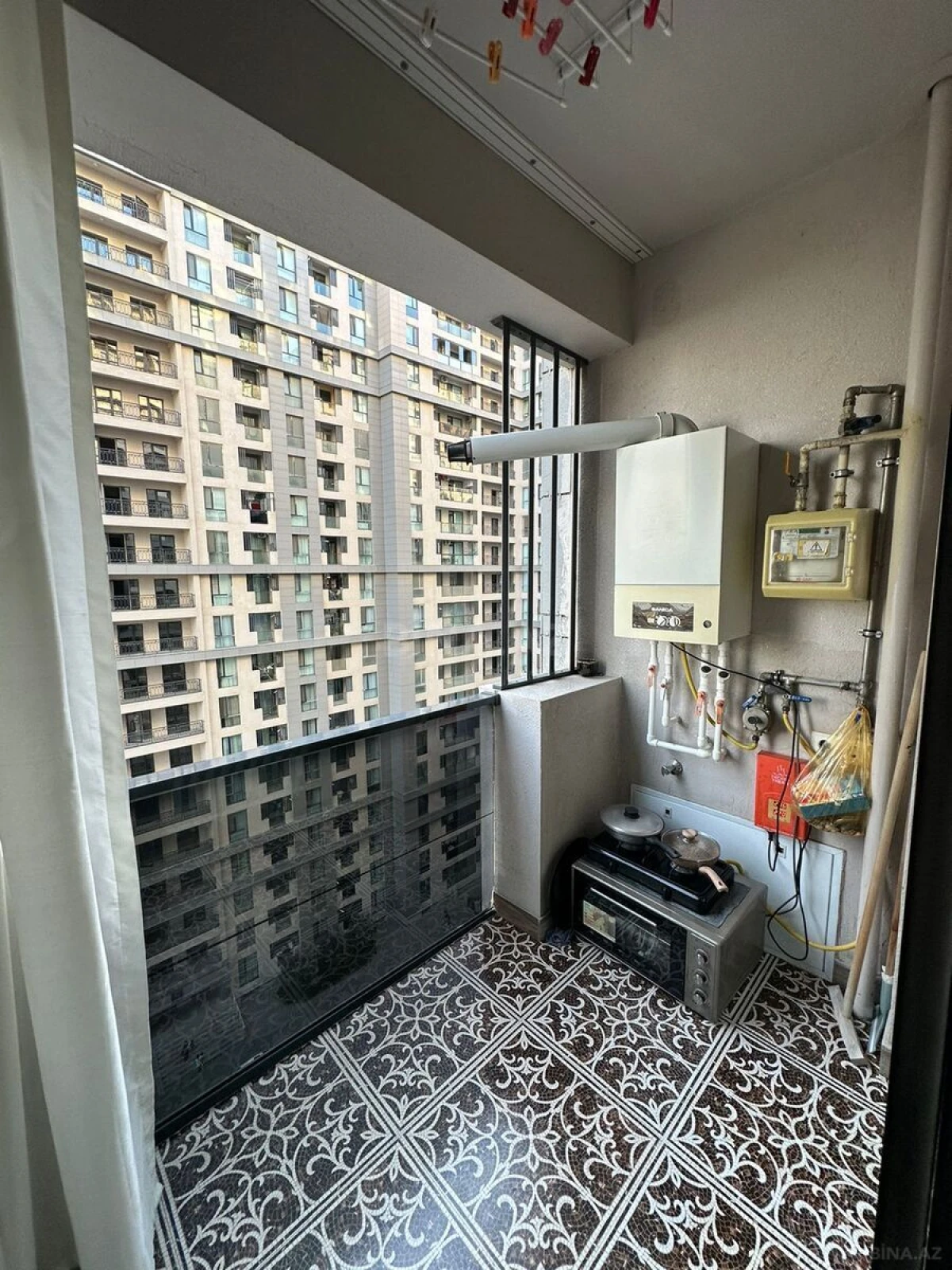 Satılır 2 otaqlı mənzil 100 m²