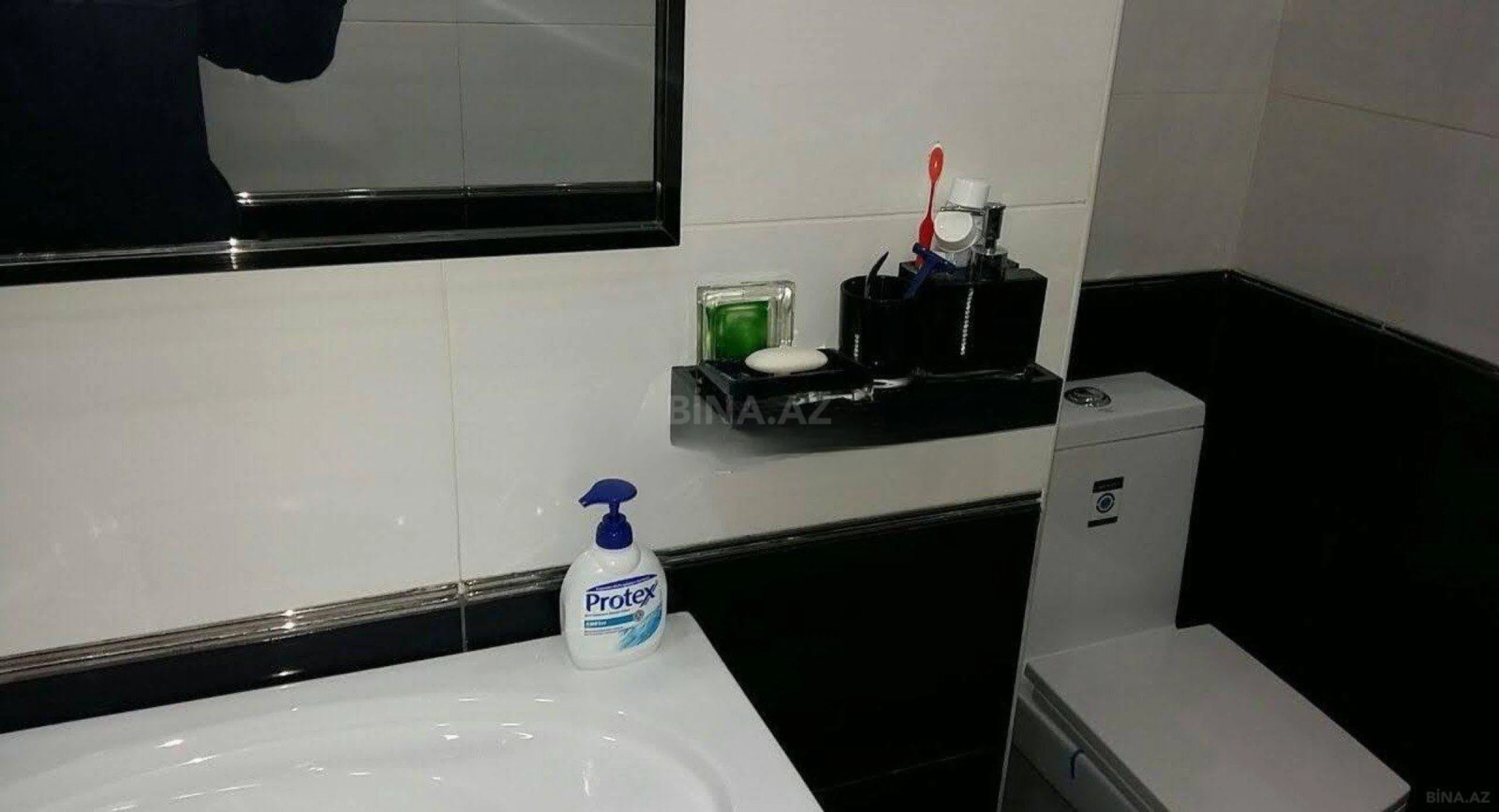 Satılır 2 otaqlı mənzil 60 m²