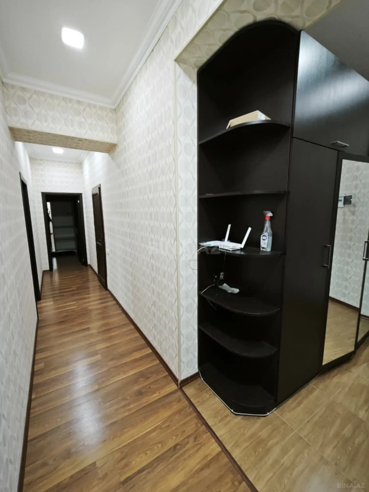 Satılır 2 otaqlı mənzil 105 m²