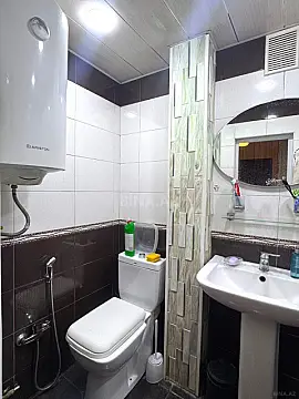 Satılır 2 otaqlı mənzil 65 m²
