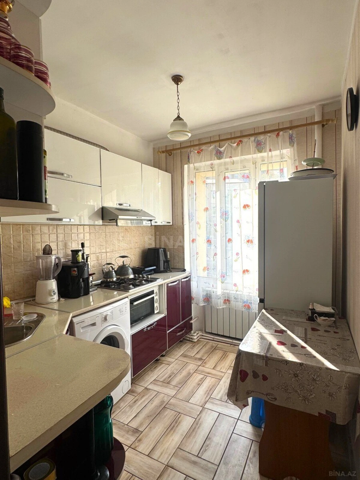 Satılır 2 otaqlı mənzil 65 m²
