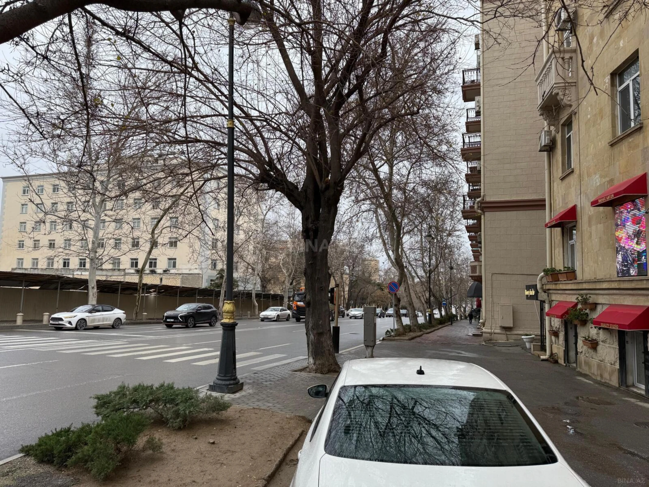 Kirayə verilir obyekt 200 m²