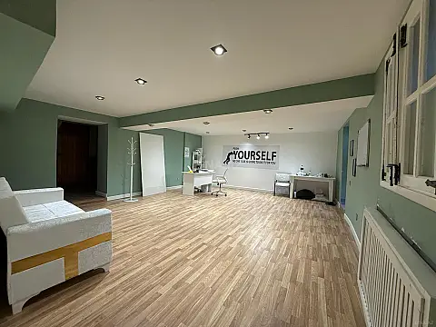 Kirayə verilir obyekt 200 m²