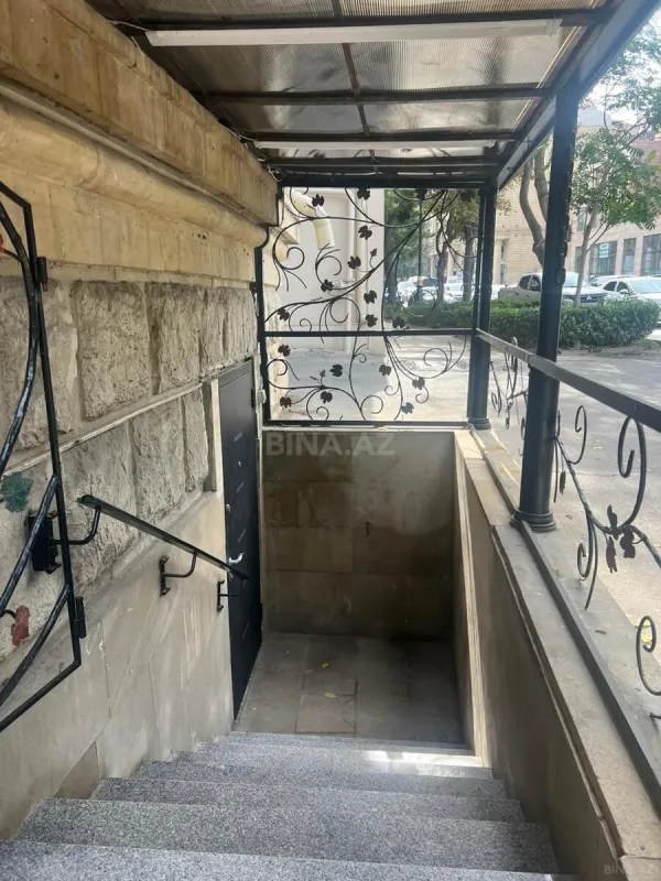 Kirayə verilir obyekt 200 m²