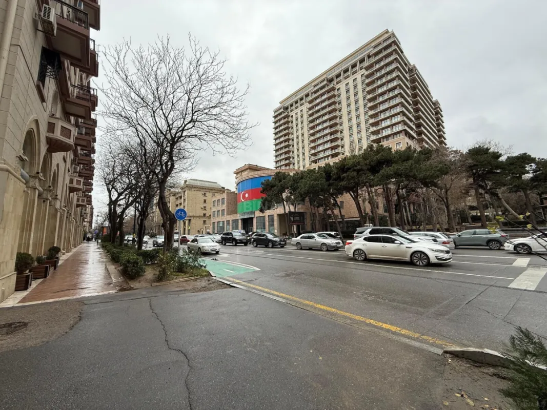 Kirayə verilir obyekt 200 m²