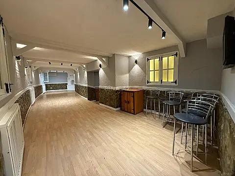 Kirayə verilir obyekt 200 m²