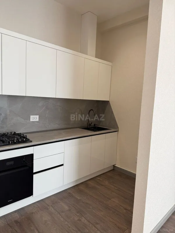Satılır 3 otaqlı mənzil 102.7 m²