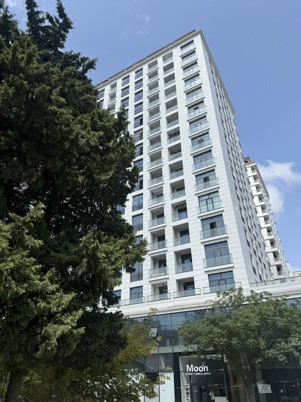 Satılır 3 otaqlı mənzil 102.7 m²