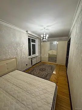 Kirayə verilir 2 otaqlı mənzil 61 m²