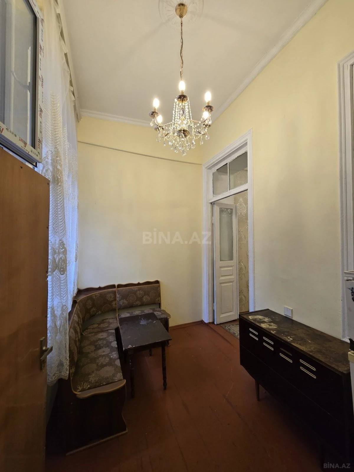 Satılır 1 otaqlı mənzil 38 m²