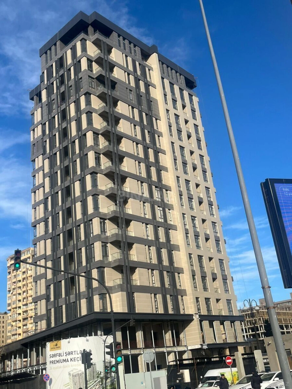 Satılır 3 otaqlı mənzil 120 m²