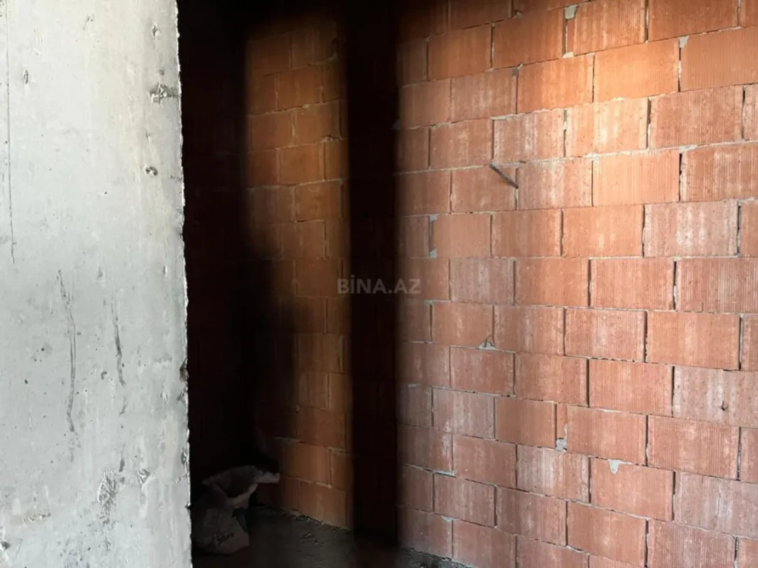 Satılır 3 otaqlı mənzil 120 m²