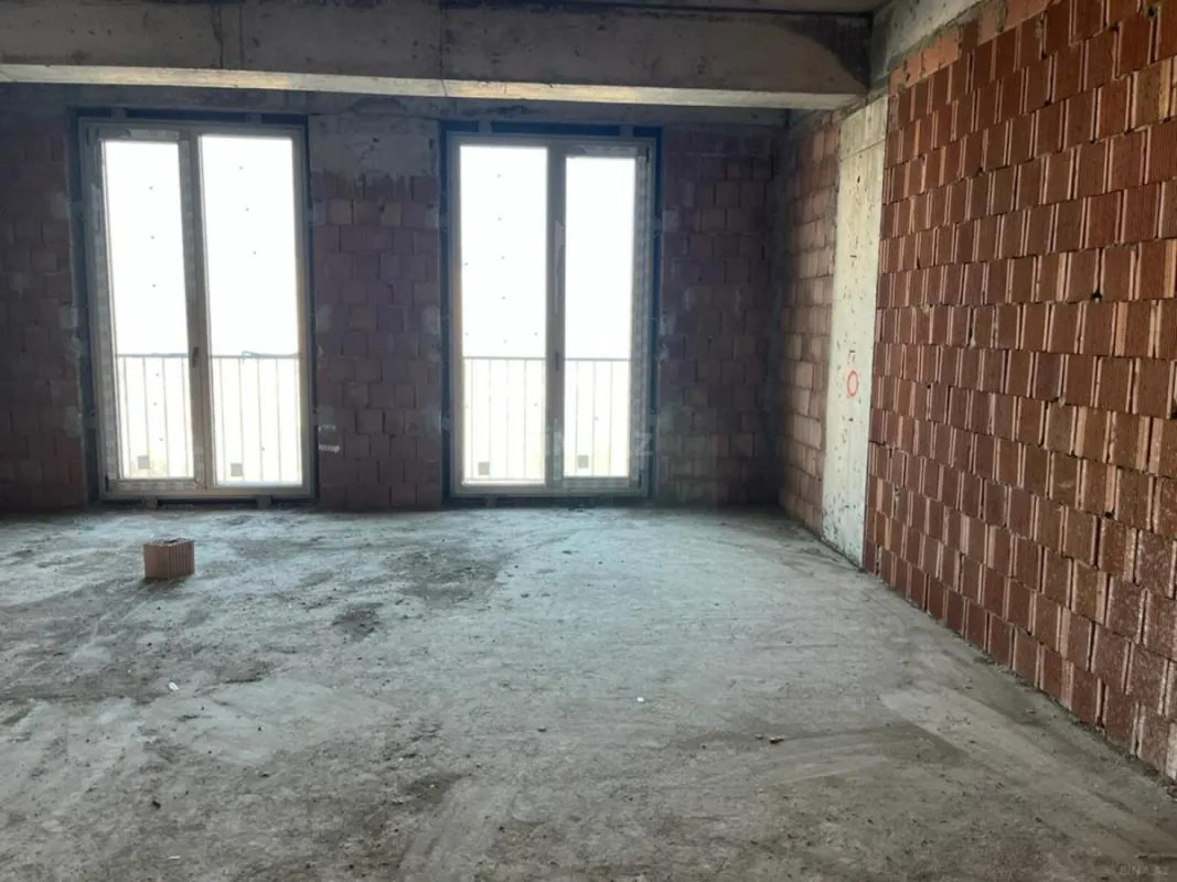 Satılır 3 otaqlı mənzil 120 m²