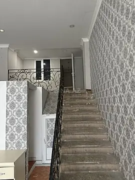 Kirayə verilir obyekt 95 m²