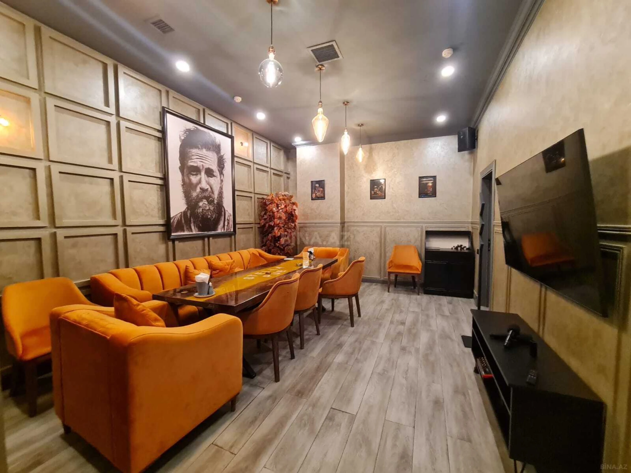 Satılır obyekt 1150 m²