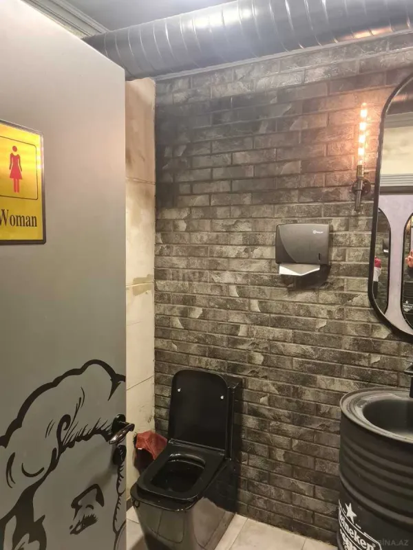 Satılır obyekt 1150 m²