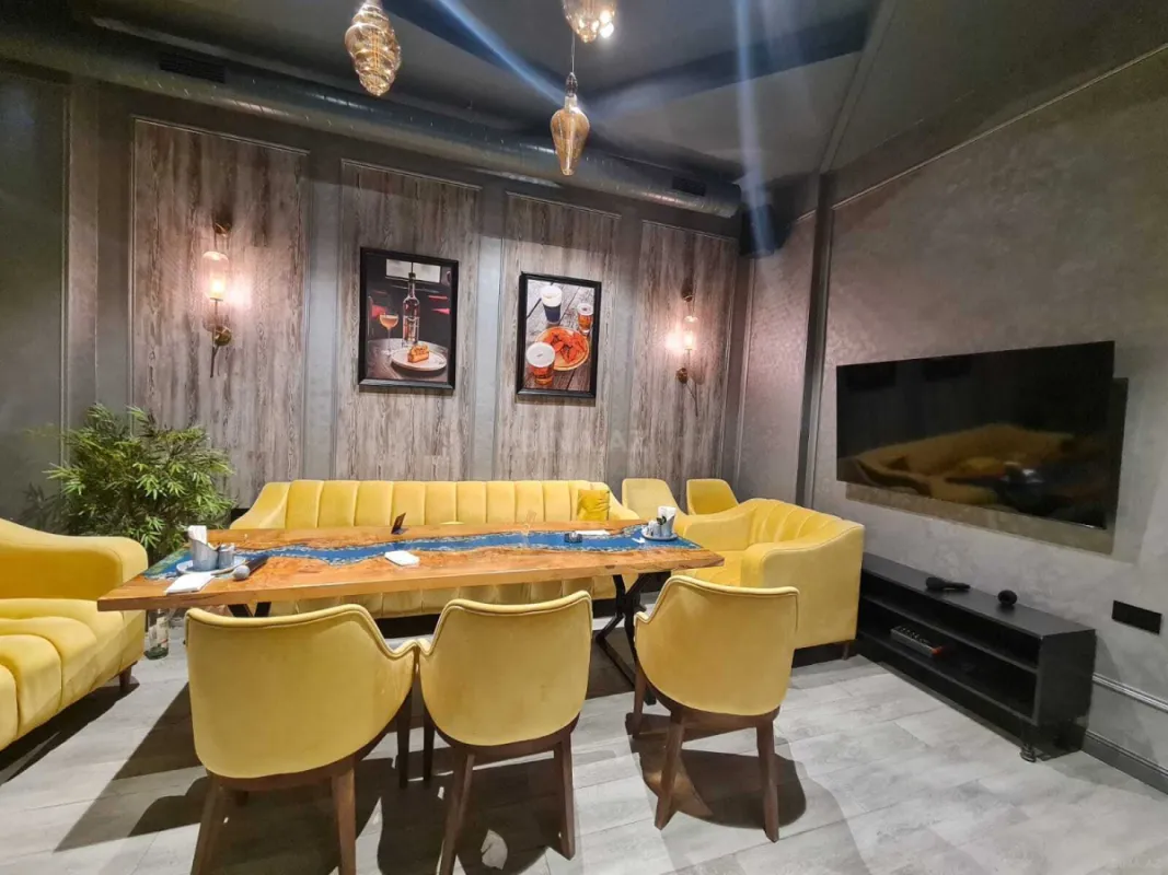 Satılır obyekt 1150 m²