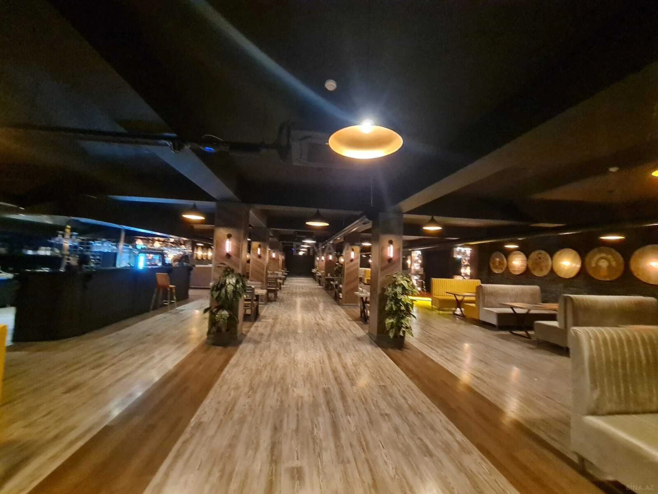 Satılır obyekt 1150 m²