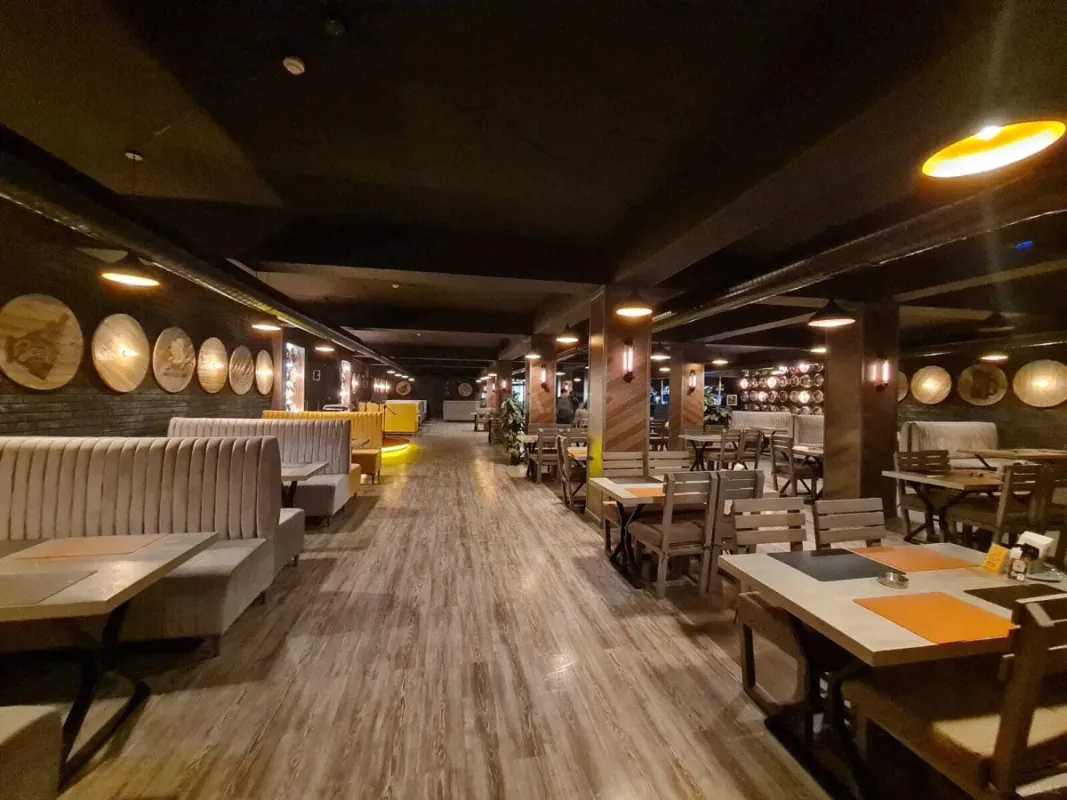 Satılır obyekt 1150 m²