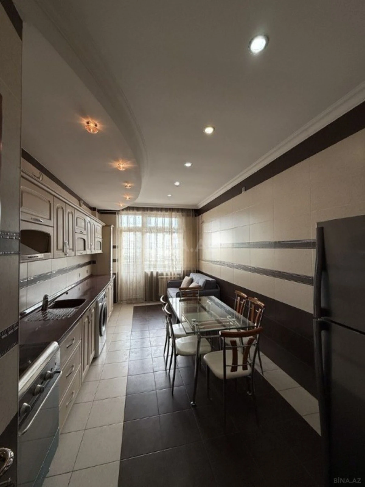 Satılır 2 otaqlı mənzil 91 m²