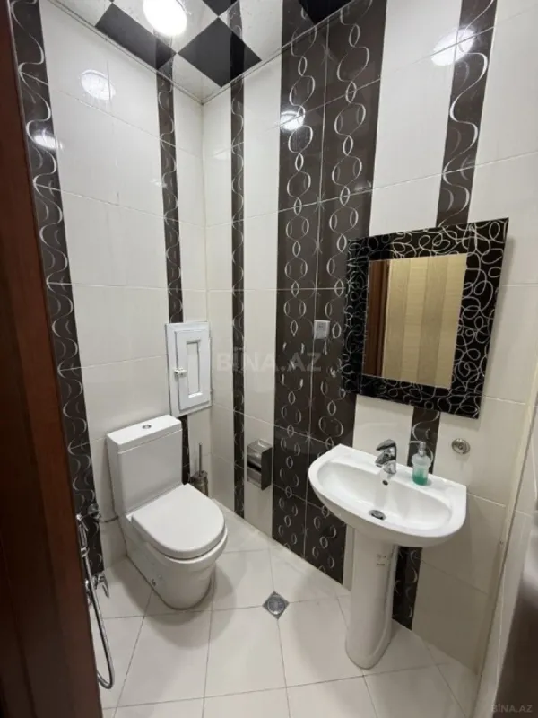 Satılır 2 otaqlı mənzil 91 m²