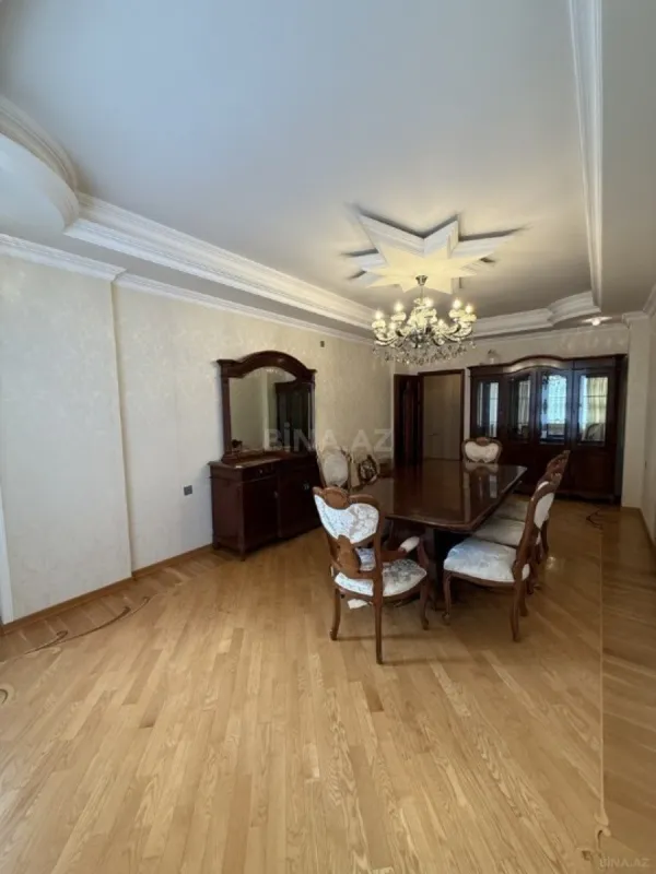 Satılır 2 otaqlı mənzil 91 m²