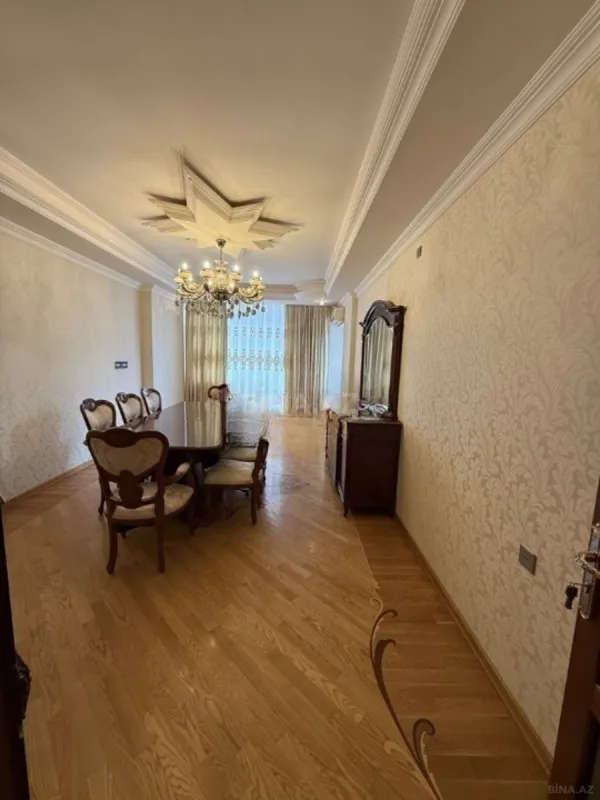 Satılır 2 otaqlı mənzil 91 m²