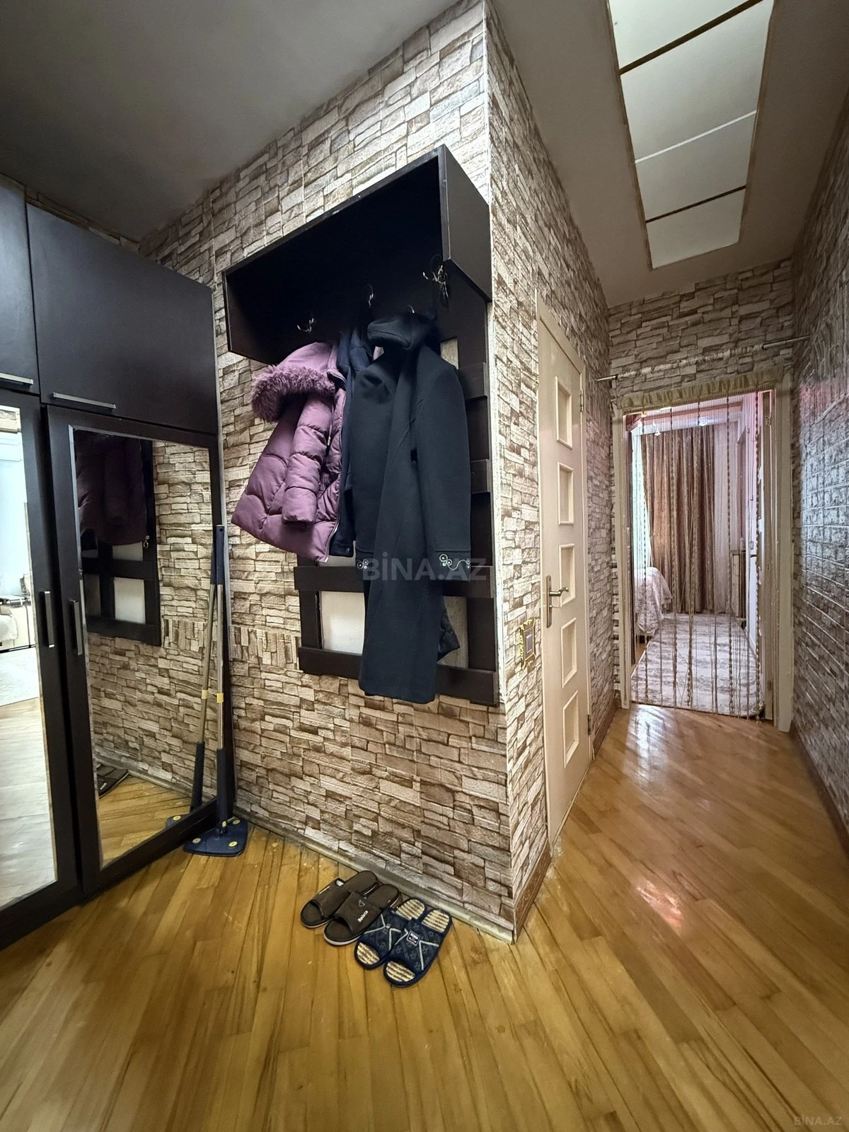 Satılır 2 otaqlı mənzil 55 m²