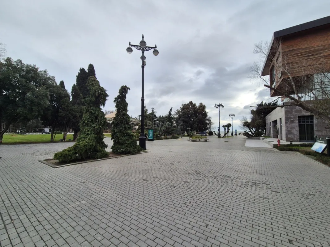 Kirayə verilir 2 otaqlı mənzil 80 m²