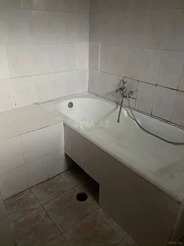 Kirayə verilir 6 otaqlı həyət evi 187 m²