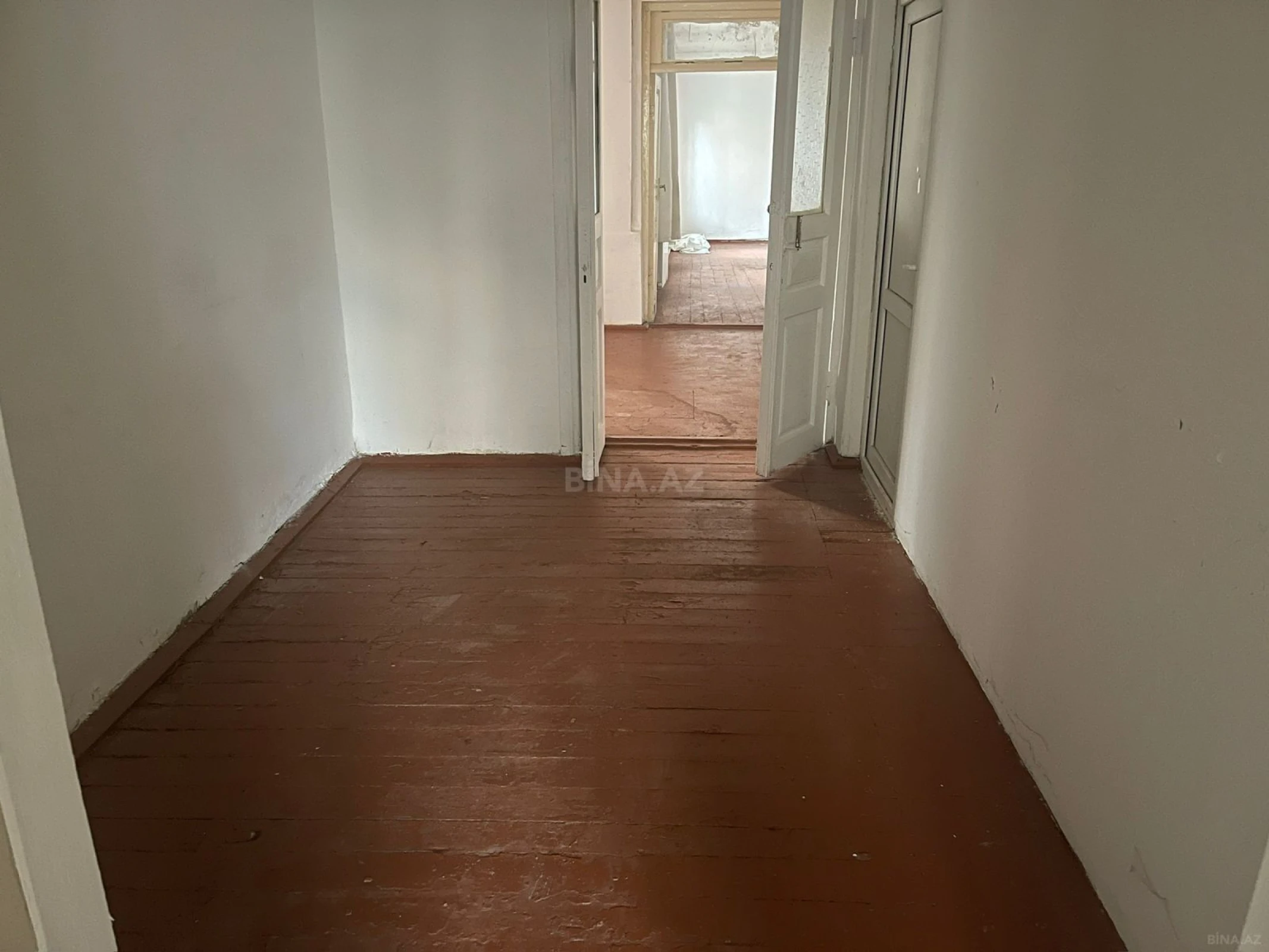 Kirayə verilir 6 otaqlı həyət evi 187 m²