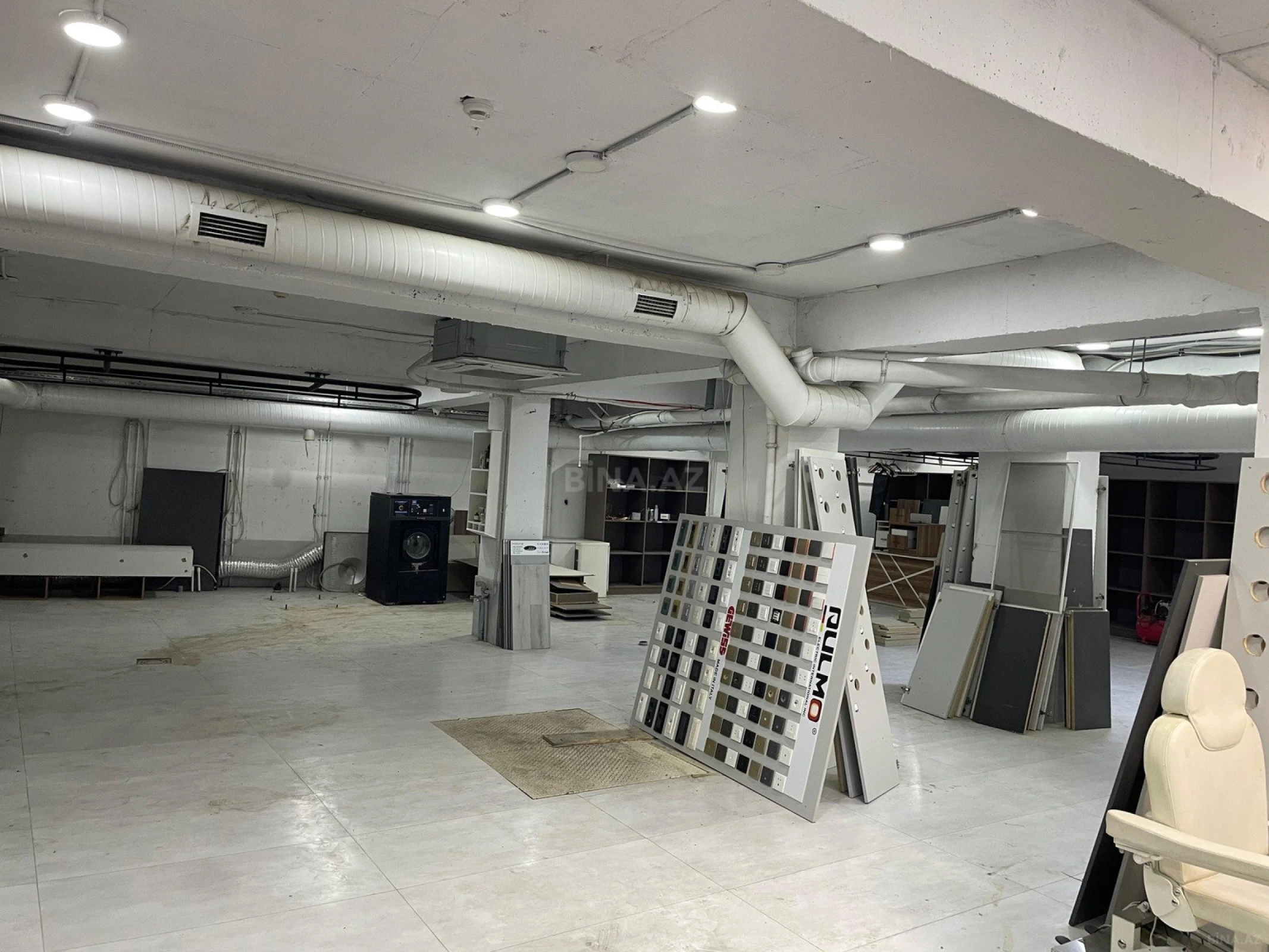 Kirayə verilir obyekt 170 m²