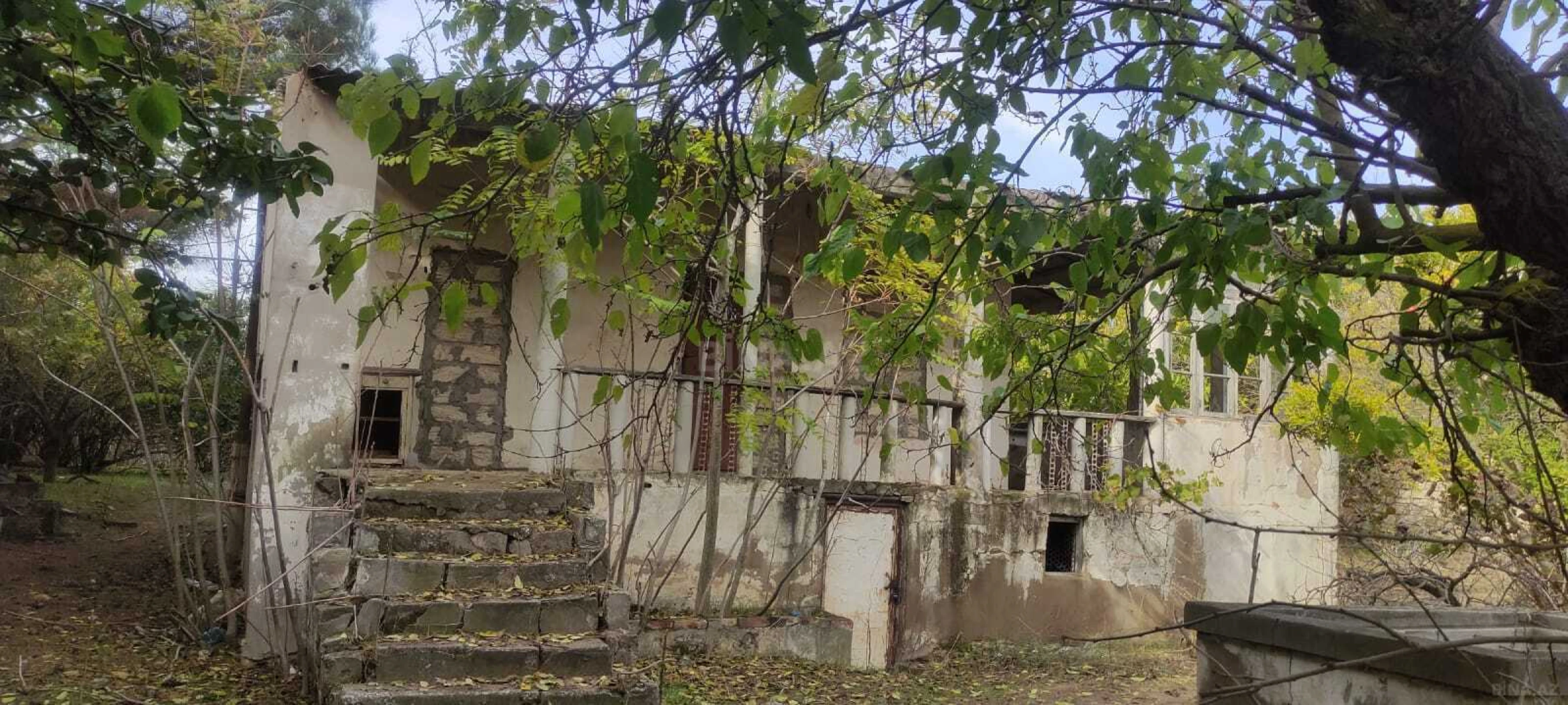 Satılır torpaq sahəsi 12 m²