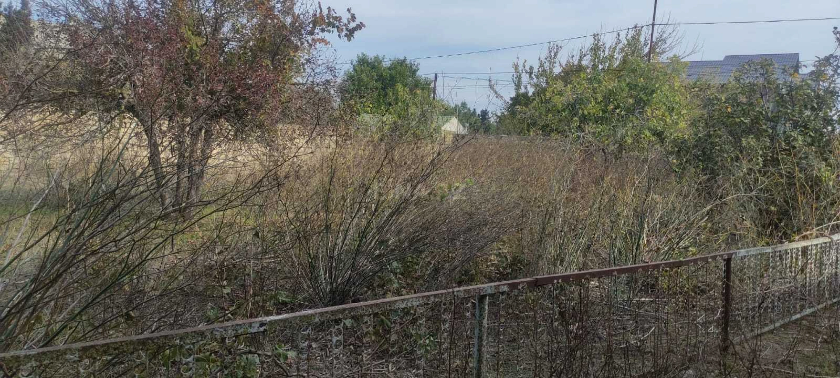 Satılır torpaq sahəsi 12 m²