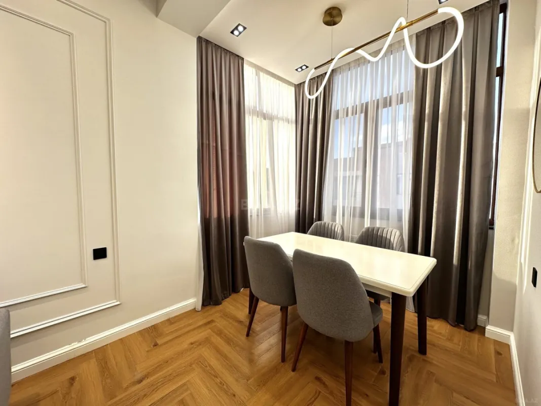 Satılır 3 otaqlı mənzil 85 m²
