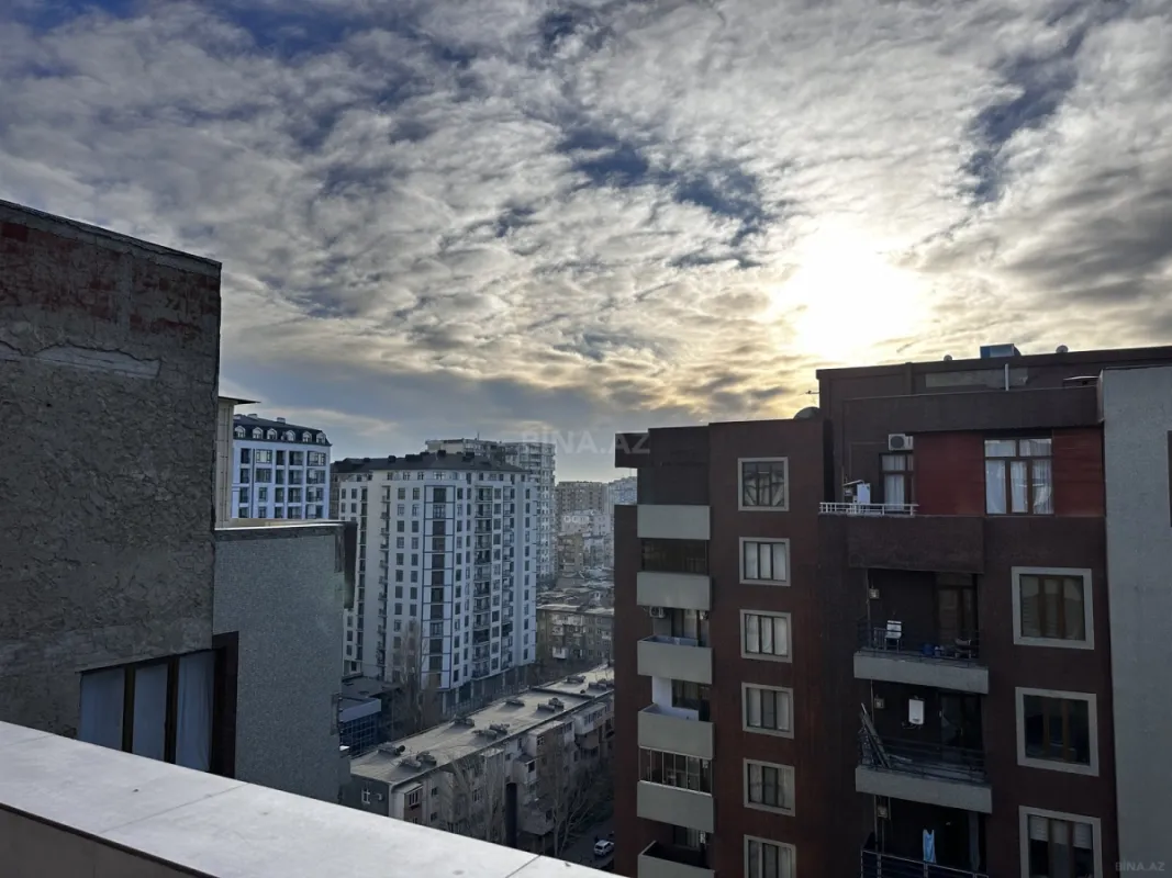 Satılır 3 otaqlı mənzil 85 m²